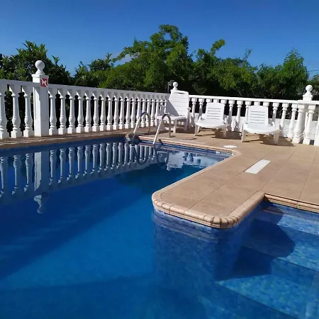 Lacerca イコー・デ・ロス・ビノス